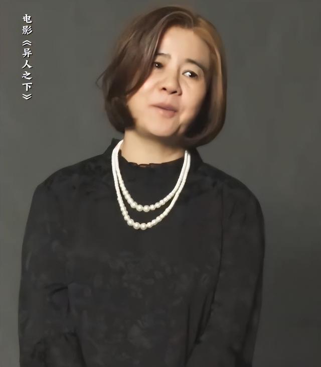 57岁金龟子变身反派，新发型让人惊艳，女儿惊呼：认不出来了！